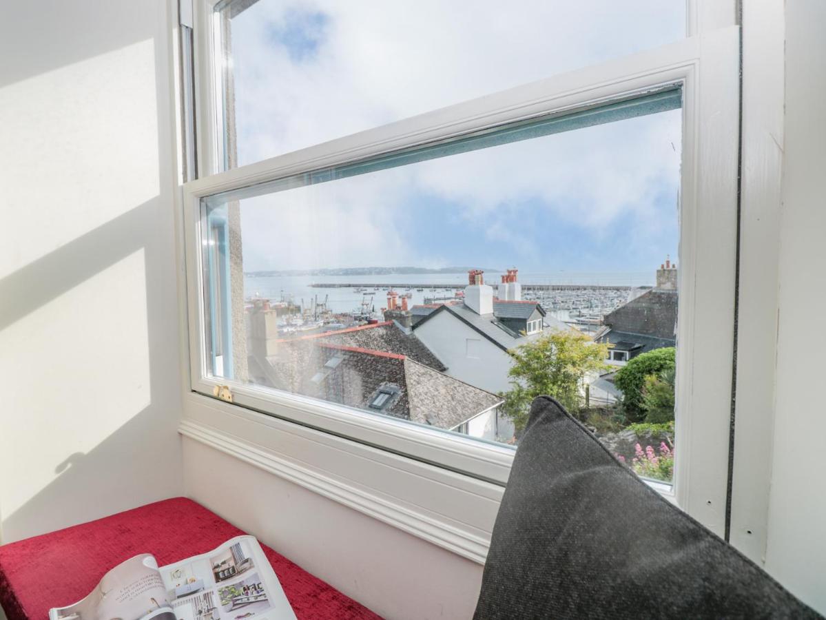 Bay View Apartment Brixham Exterior photo