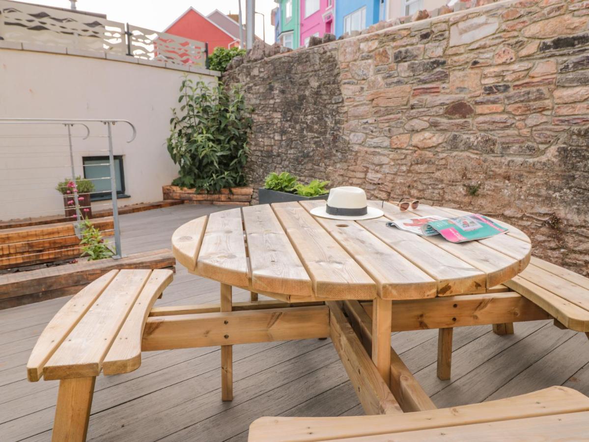 Bay View Apartment Brixham Exterior photo